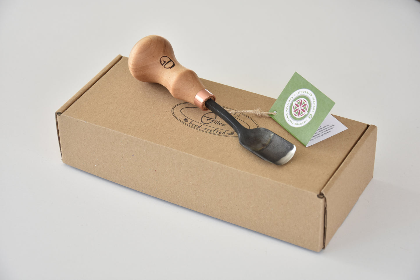 pusapvaliai kaltukai