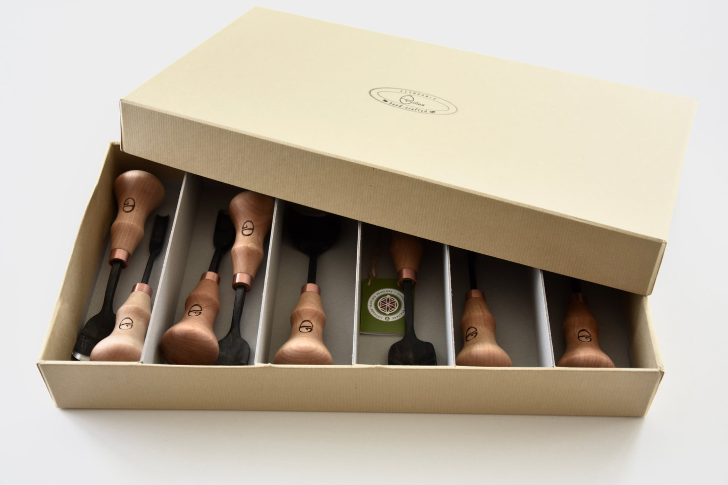 8 vnt pusapvalių kaltų rinkinys